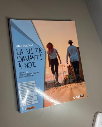 Libro scolastico “La vita davanti a noi”