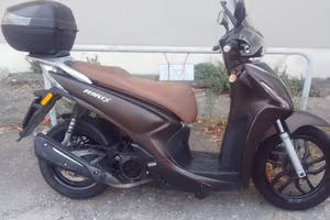 Scooter kymco  people s 150
