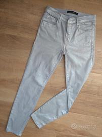 Pantaloni jeans grigi lucidi J Brand