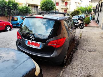 Opel meriva b GPL anno 2010 motore da sistemare