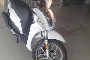 Kymco People One 125i