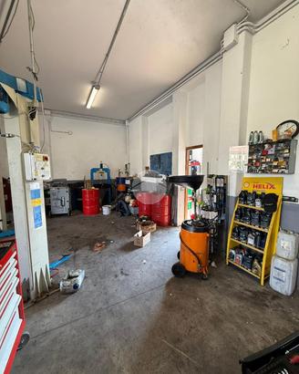 LABORATORIO A AZZANO SAN PAOLO
