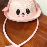 Cappello da bimba con orecchie che si alzano tipo 