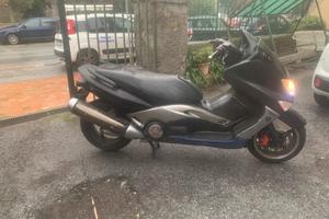 Yamaha T Max - 2006