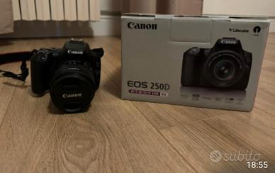 Macchina fotografica Canon EOS250