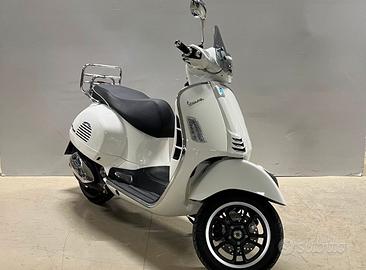 Vespa 300 gts sport