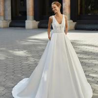 Abito da sposa collezione 2023 Lunanovias