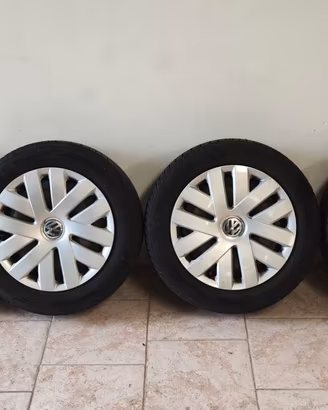 Gomme termiche  con cerchio e copricerchio VW Polo