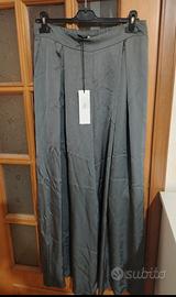 pantaloni a gamba ampia 