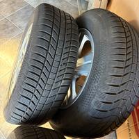 Gomme invernali Continental  215/65 R16
