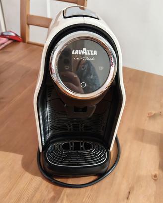 Macchina caffè Lavazza in black