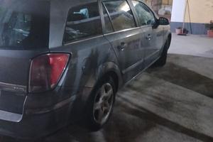 Opel astra sw 1,3 multijet