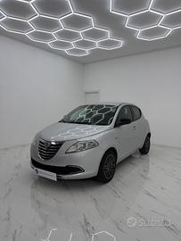 Lancia Ypsilon 0.9 TwinAir 85 CV 5 porte S&S Silve