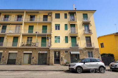 3 LOCALI A SCANDICCI