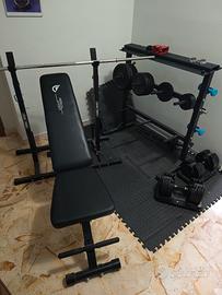 Atrezzatura palestra, panca, manubri, bilanceri