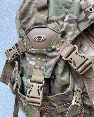 Zaino oakley icon 2.0 multicam