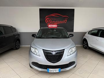 LANCIA YPSILON 0.9 METANO 2014 93.362 KM