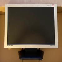 Samsung - SyncMaster - 910v - 19”