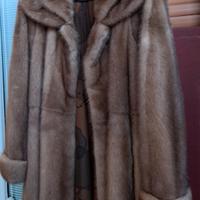 Cappotto di pelliccla di castoro