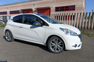 Peugeot 208 ,1.6thp,turbo benzina