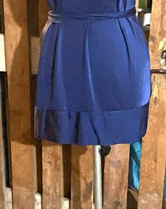 Manichino sartoriale perfettamente integro