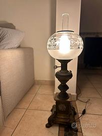 Lampada antica fine 800 inizi 900.