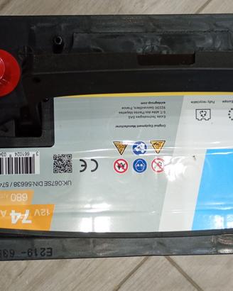 Batteria 74 ah nuova  comprata il04/062026