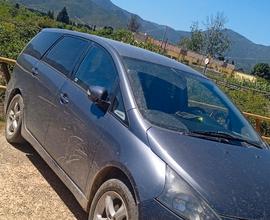 MITSUBISHI Grandis - 2008
