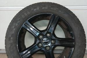 Cerchi con gomme 215 60 R17 C