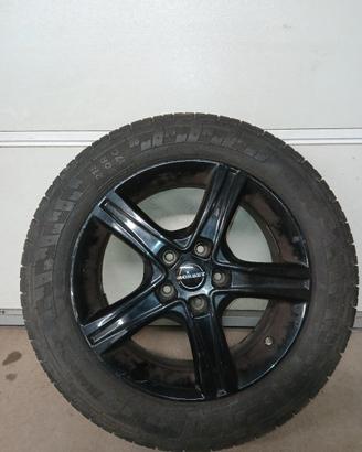 Cerchi con gomme 215 60 R17 C