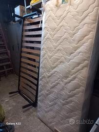 Materasso e rete singole a doghe