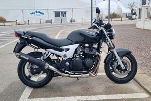 Kawasaki ZR 7