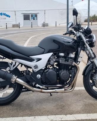 Kawasaki ZR 7