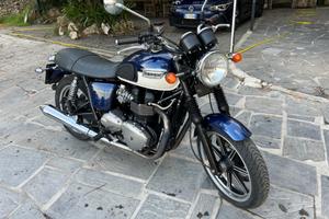 Triumph Bonneville se