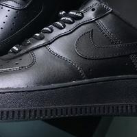 Nike Air Force 1 Low Supreme Nero 42,5