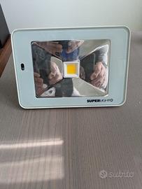 Lampada Led esterna 30W 220V a sensore