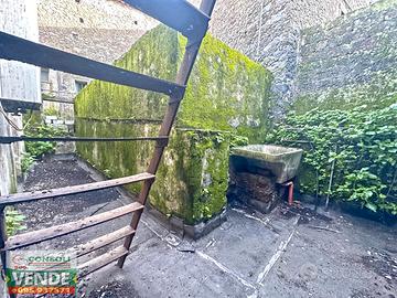 Palazzo singolo a Sant'Alfio