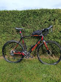 Bicicletta Gravel - ciclo cross