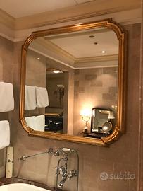 Specchio dorato