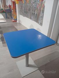 Tavolino quadrato da bar/ludoteca/spazi commercial