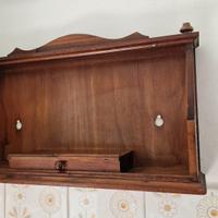 Mensola da parete vintage in legno con cassetto 