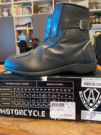 Stivaletto moto pelle donna, basso — Arlen Ness