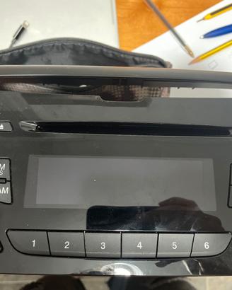 Autoradio lancia Y 2014