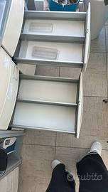 bancone per farmacia e parafarmacia