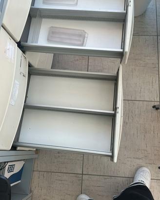 bancone per farmacia e parafarmacia