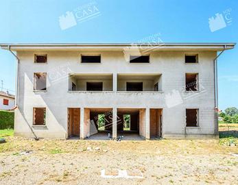 Villa di 167 m² con più di 5 locali e box auto a P