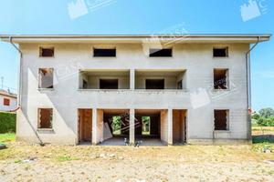 Villa di 167 m² con più di 5 locali e box auto a P