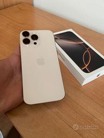iPhone 16 Pro Max 256 GB con AppleCare+