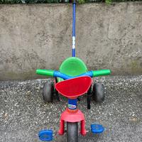 Triciclo, ovetto, bici, zainetto, seggiolino