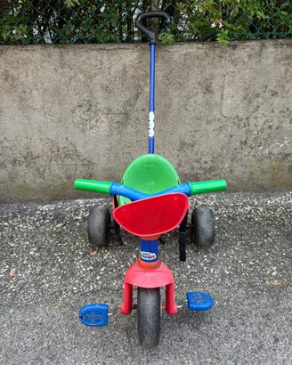 Triciclo, ovetto, bici, zainetto, seggiolino